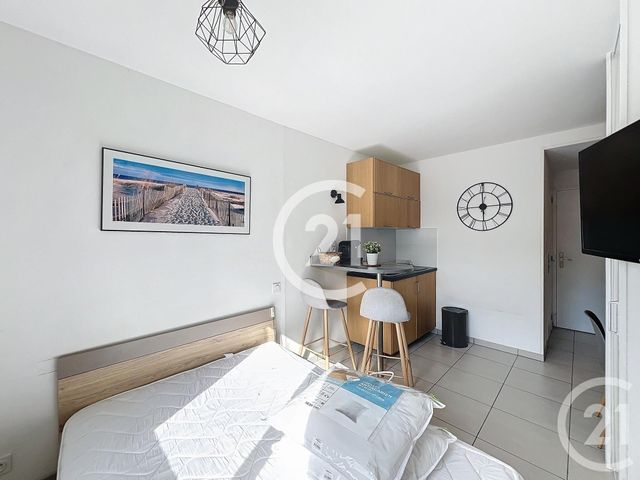 Appartement Studio &agrave; louer - 1 pi&egrave;ce - 15 m2 - Caen - 14 - BASSE-NORMANDIE