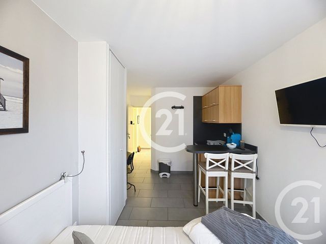 Appartement Studio &agrave; louer - 1 pi&egrave;ce - 15 m2 - Caen - 14 - BASSE-NORMANDIE
