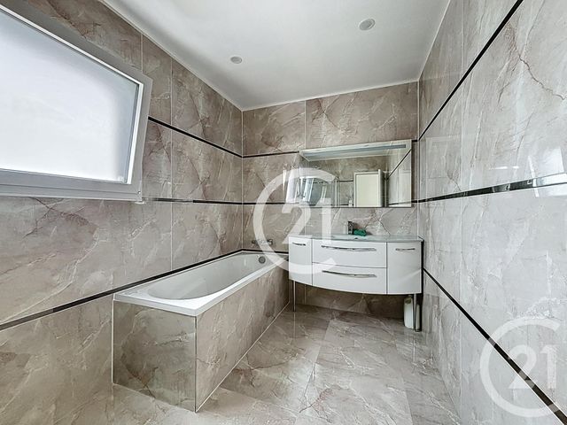 Afficher la photo en grand Maison à vendre - 5 pièces - 138 m2 - Eterville - 14 - BASSE-NORMANDIE