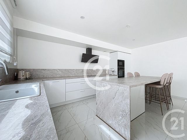 Afficher la photo en grand Maison à vendre - 5 pièces - 138 m2 - Eterville - 14 - BASSE-NORMANDIE