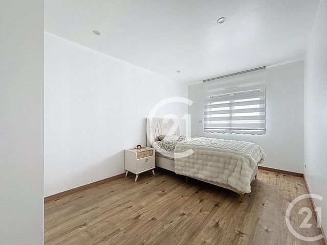 Afficher la photo en grand Maison à vendre - 5 pièces - 138 m2 - Eterville - 14 - BASSE-NORMANDIE
