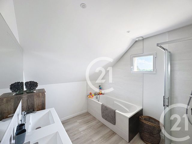 Maison &agrave; louer - 6 pi&egrave;ces - 154 m2 - Garcelles Secqueville - 14 - BASSE-NORMANDIE