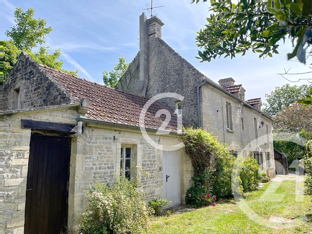 Maison à vendre - 6 pièces - 145 m2 - Le Fresne Camilly - 14 - BASSE-NORMANDIE