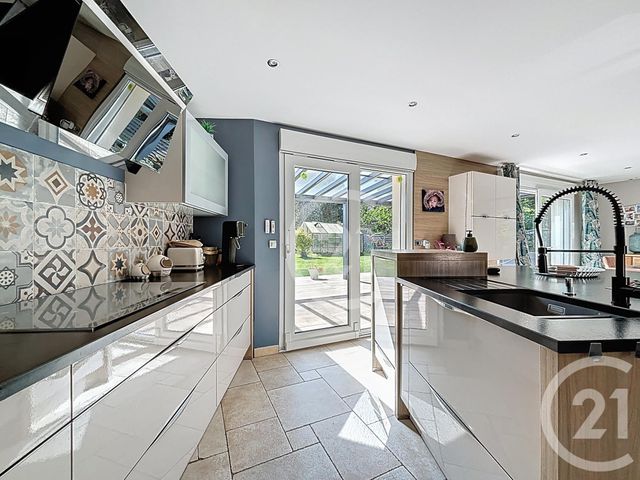 Afficher la photo en grand Maison à vendre - 6 pièces - 190 m2 - Amfreville - 14 - BASSE-NORMANDIE