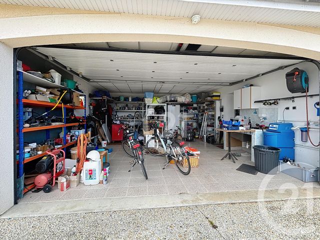 Afficher la photo en grand Maison à vendre - 6 pièces - 190 m2 - Amfreville - 14 - BASSE-NORMANDIE