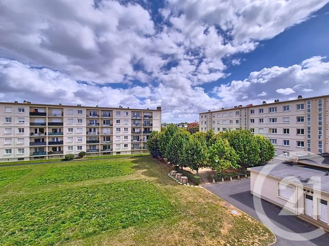 Afficher la photo en grand Appartement F3 à vendre - 3 pièces - 57,01 m2 - Caen - 14 - BASSE-NORMANDIE