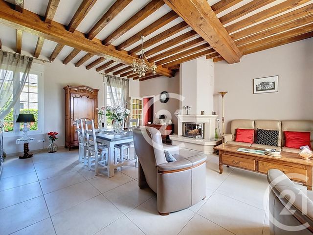 Afficher la photo en grand Maison à vendre - 8 pièces - 250 m2 - Fontenay Le Pesnel - 14 - BASSE-NORMANDIE