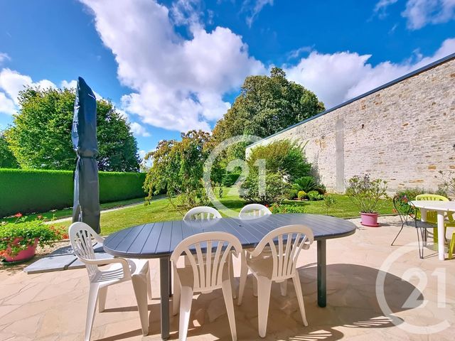 Afficher la photo en grand Maison à vendre - 8 pièces - 250 m2 - Fontenay Le Pesnel - 14 - BASSE-NORMANDIE