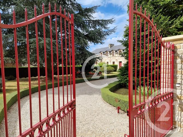 Afficher la photo en grand Maison à vendre - 8 pièces - 250 m2 - Fontenay Le Pesnel - 14 - BASSE-NORMANDIE