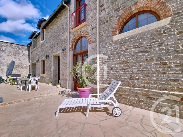 Afficher la photo en grand Maison à vendre - 8 pièces - 250 m2 - Fontenay Le Pesnel - 14 - BASSE-NORMANDIE