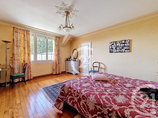 Afficher la photo en grand Maison à vendre - 8 pièces - 250 m2 - Fontenay Le Pesnel - 14 - BASSE-NORMANDIE