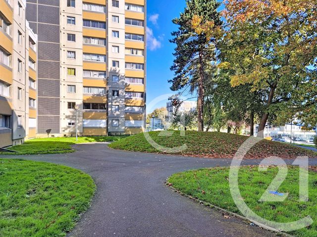 Afficher la photo en grand Appartement F2 à vendre - 2 pièces - 49,85 m2 - Herouville St Clair - 14 - BASSE-NORMANDIE