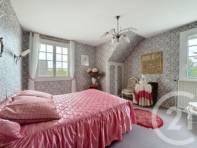 Maison à vendre - 7 pièces - 140,12 m2 - Cormelles Le Royal - 14 - BASSE-NORMANDIE