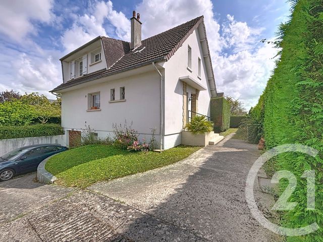 Maison à vendre - 7 pièces - 140,12 m2 - Cormelles Le Royal - 14 - BASSE-NORMANDIE