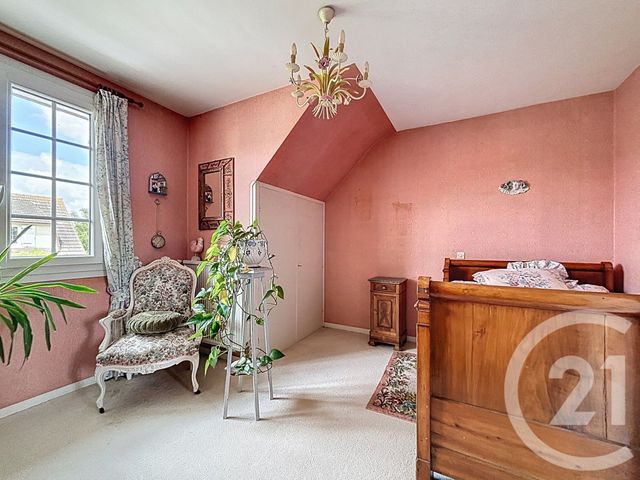 Maison à vendre - 7 pièces - 140,12 m2 - Cormelles Le Royal - 14 - BASSE-NORMANDIE