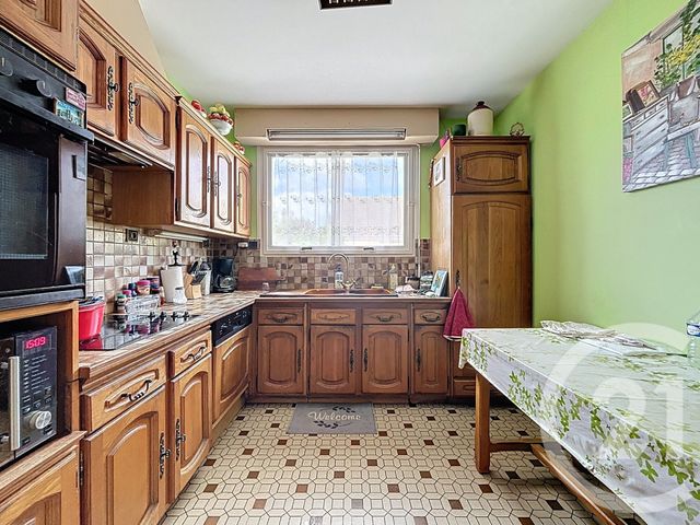 Maison à vendre - 7 pièces - 140,12 m2 - Cormelles Le Royal - 14 - BASSE-NORMANDIE