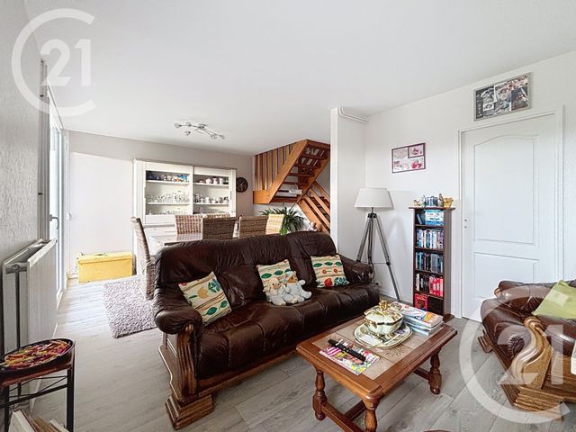 Maison à vendre - 5 pièces - 100 m2 - Cormelles Le Royal - 14 - BASSE-NORMANDIE