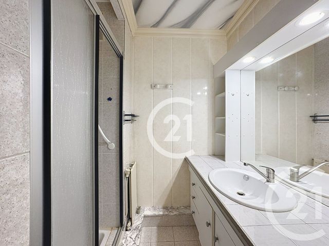 Appartement F3 &agrave; louer - 3 pi&egrave;ces - 85 m2 - Caen - 14 - BASSE-NORMANDIE