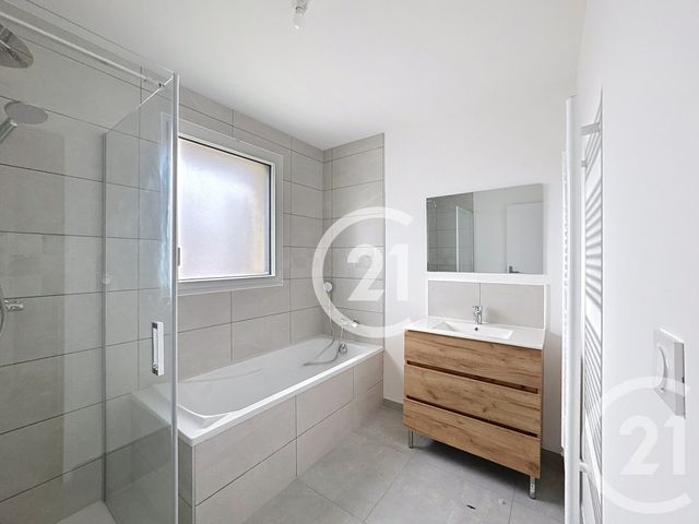 Maison &agrave; louer - 5 pi&egrave;ces - 106,68 m2 - Blainville Sur Orne - 14 - BASSE-NORMANDIE