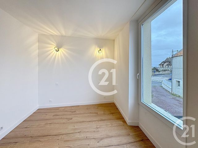 Maison &agrave; vendre - 6 pi&egrave;ces - 110,29 m2 - Ouistreham - 14 - BASSE-NORMANDIE