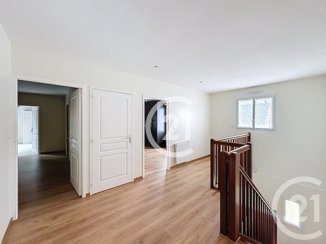 Maison &agrave; louer - 7 pi&egrave;ces - 198,21 m2 - Mathieu - 14 - BASSE-NORMANDIE