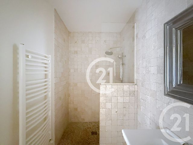 Maison &agrave; louer - 7 pi&egrave;ces - 198,21 m2 - Mathieu - 14 - BASSE-NORMANDIE