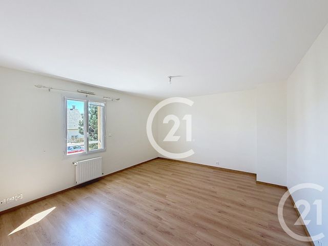 Maison &agrave; louer - 7 pi&egrave;ces - 198,21 m2 - Mathieu - 14 - BASSE-NORMANDIE